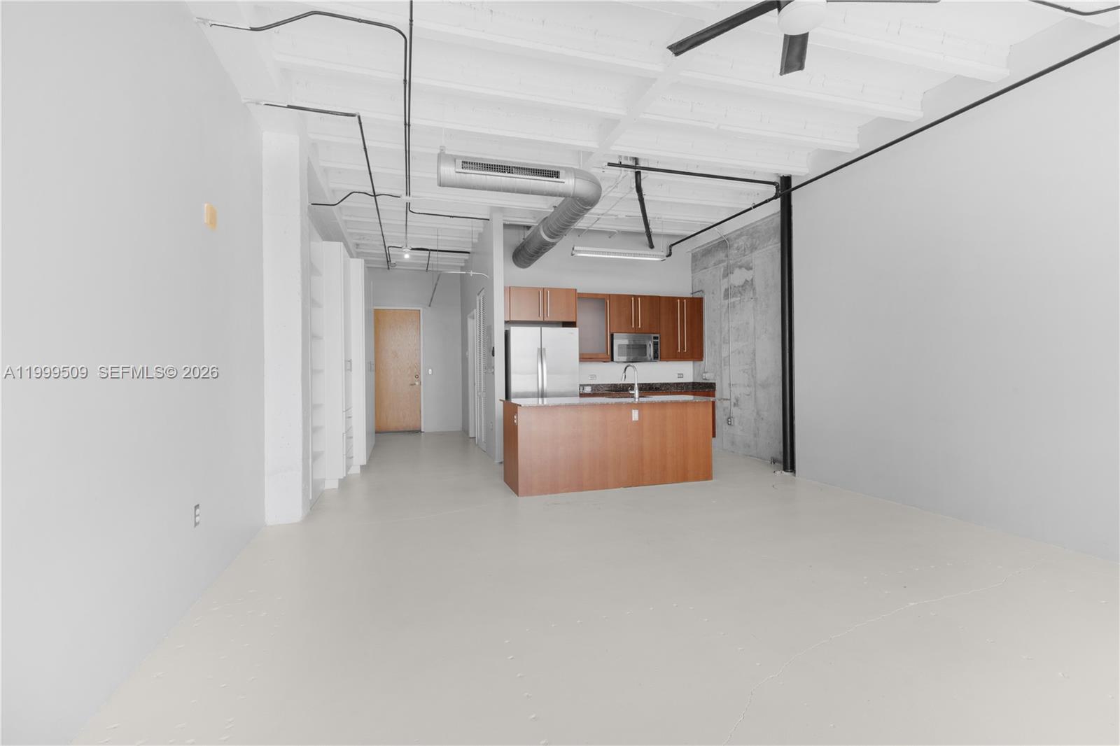8101 Biscayne Blvd R-414 Property Photo 11