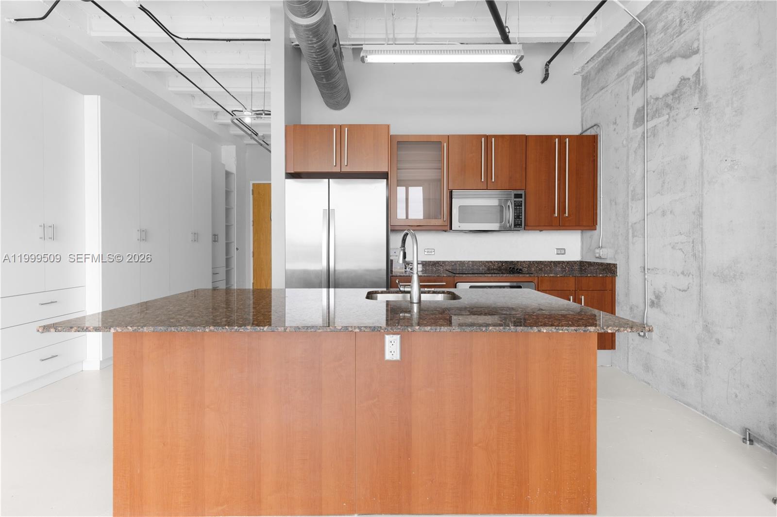 8101 Biscayne Blvd R-414 Property Photo 15