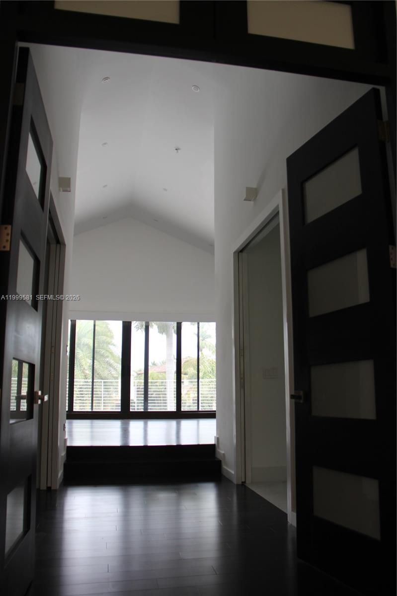 540 Lido Dr Property Photo 8