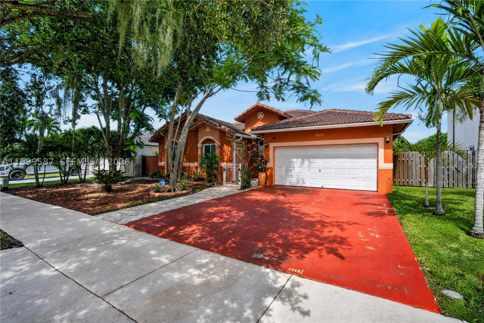 14531 Sw 160th Ct Property Photo 3