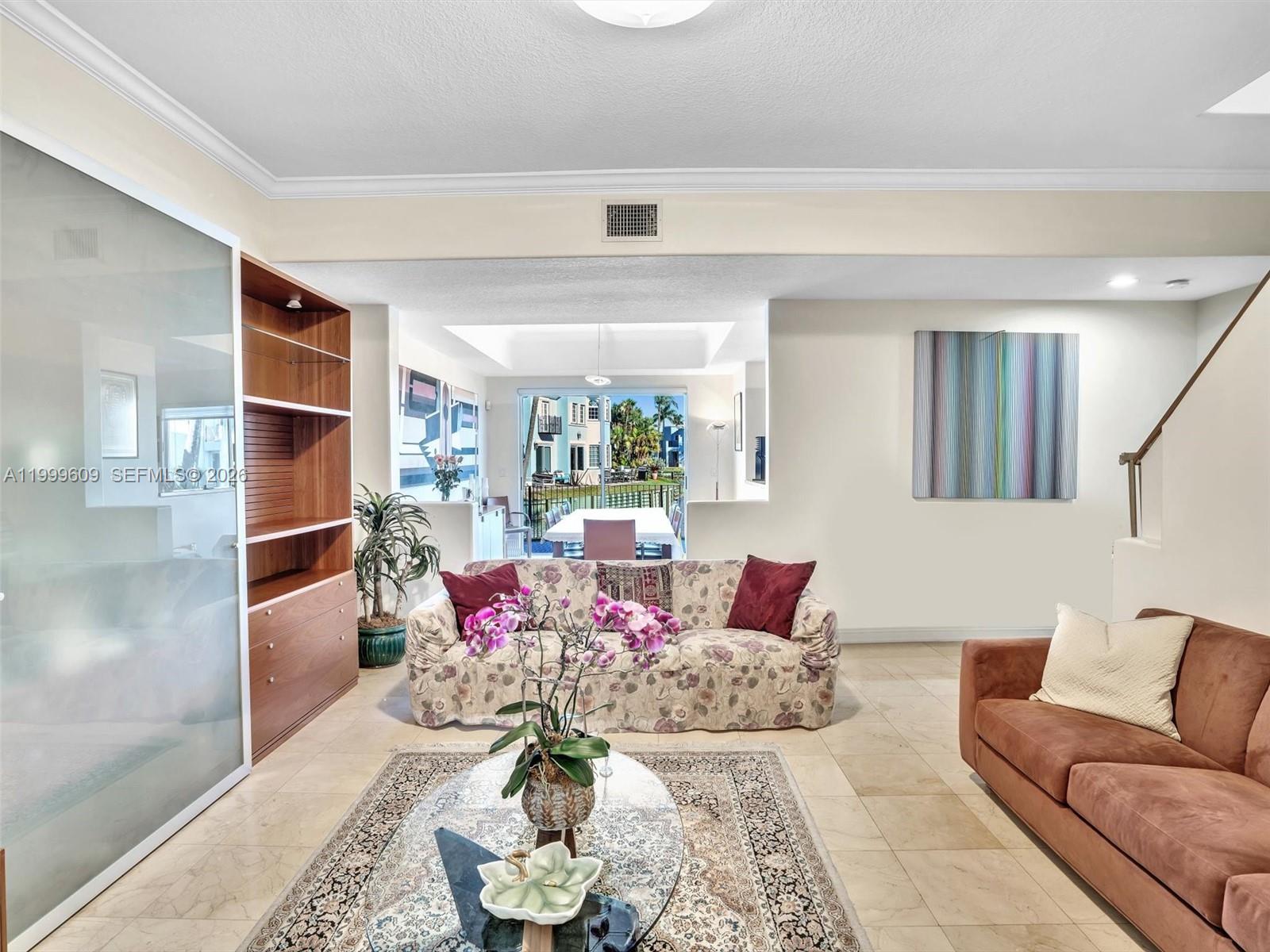 20780 Ne 32nd Ave Property Photo 6