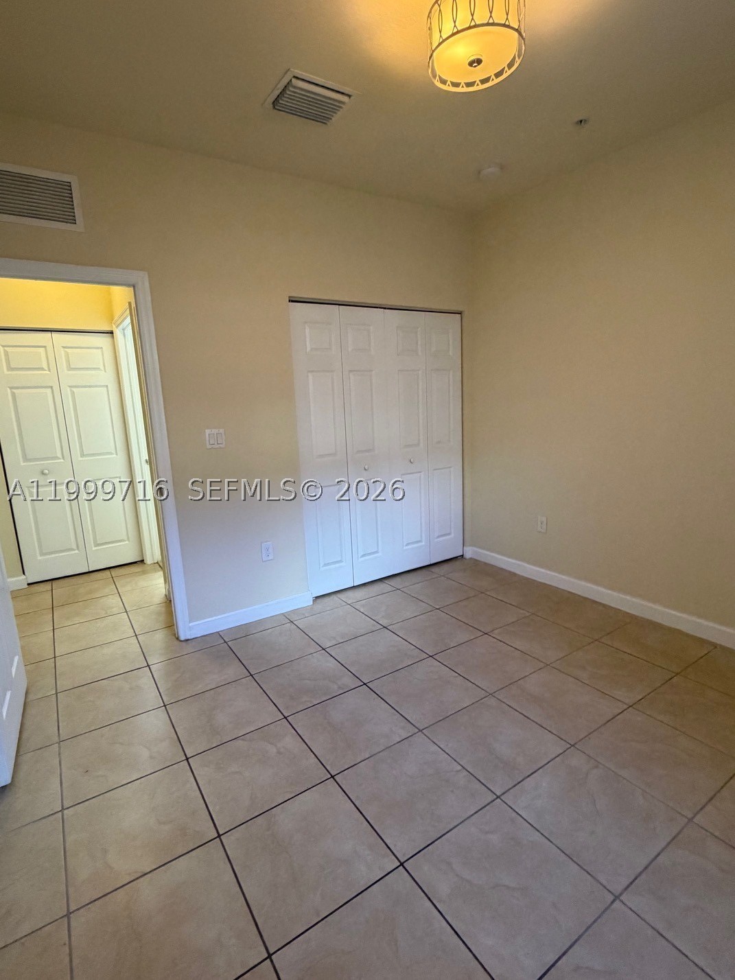 133 Se 28 8 Property Photo 14