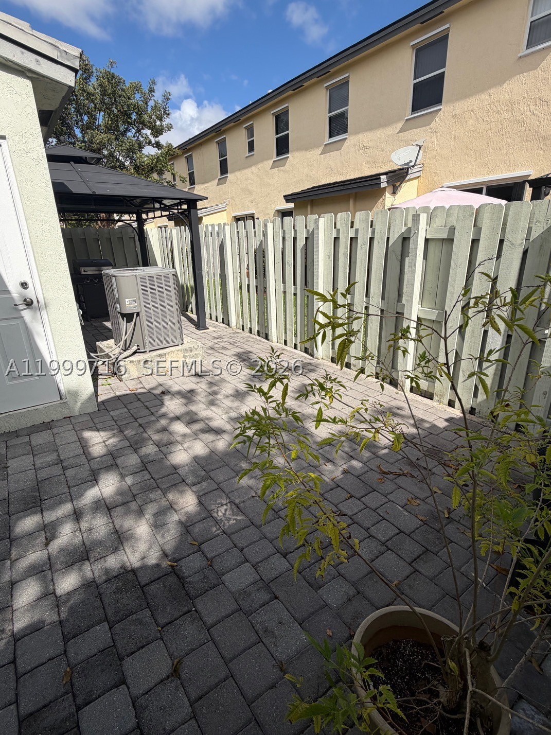 133 Se 28 8 Property Photo 19