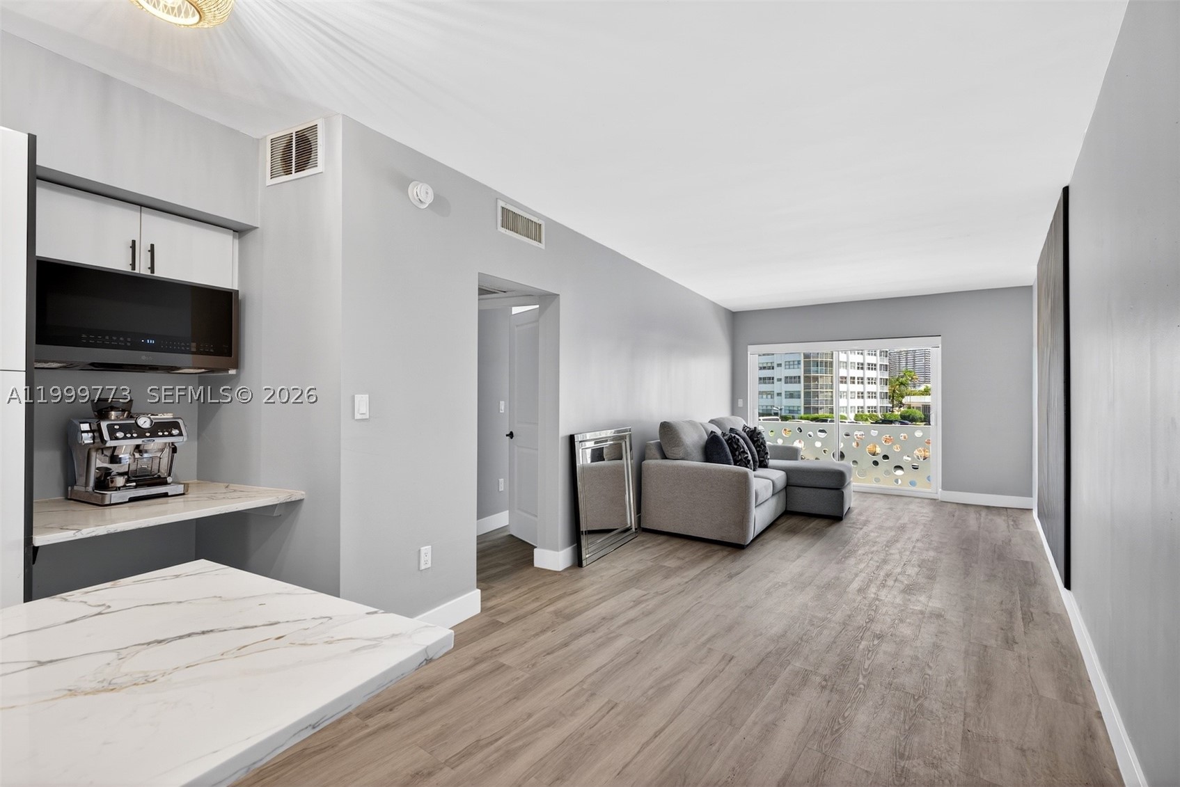 2500 Diana Dr 216 Property Photo 12