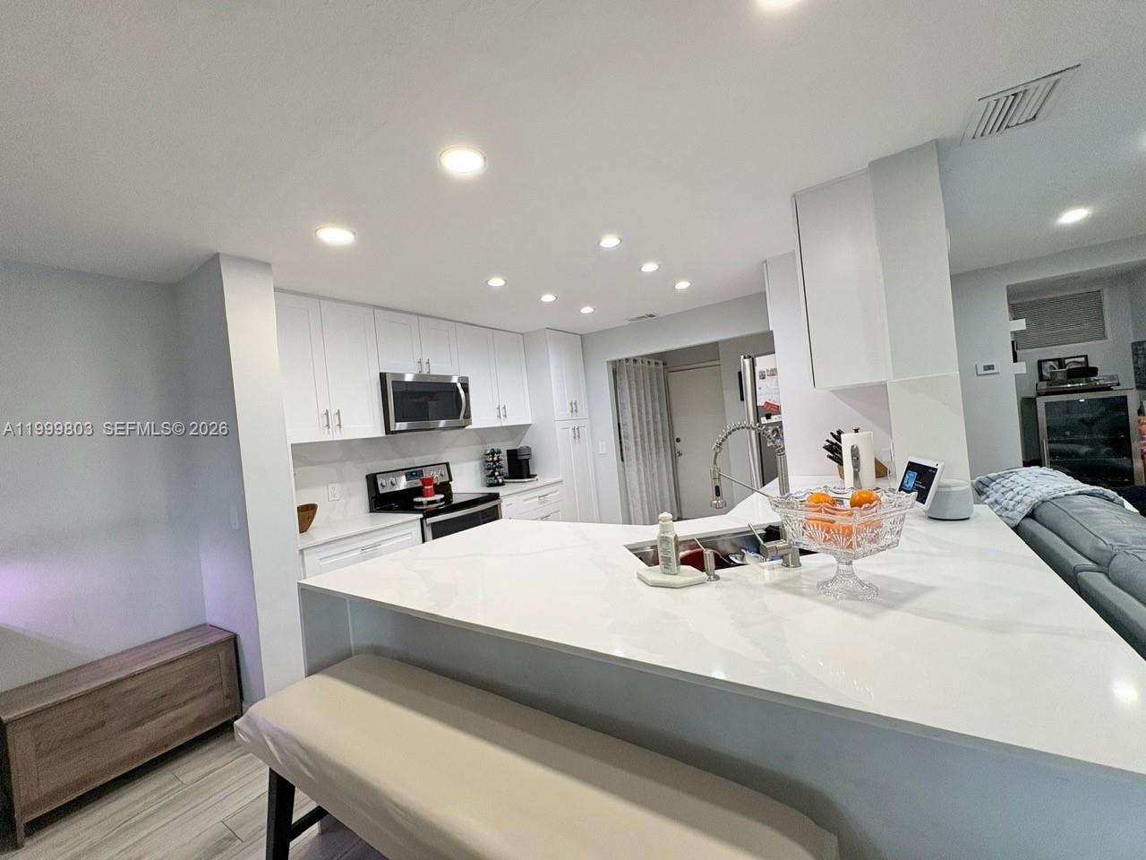 6728 Boca Pines Trail B Property Photo 4