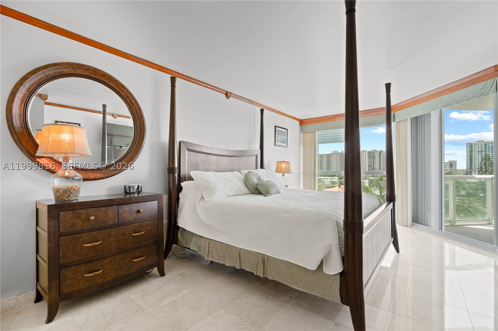 16500 Collins Ave 554 Property Photo 8