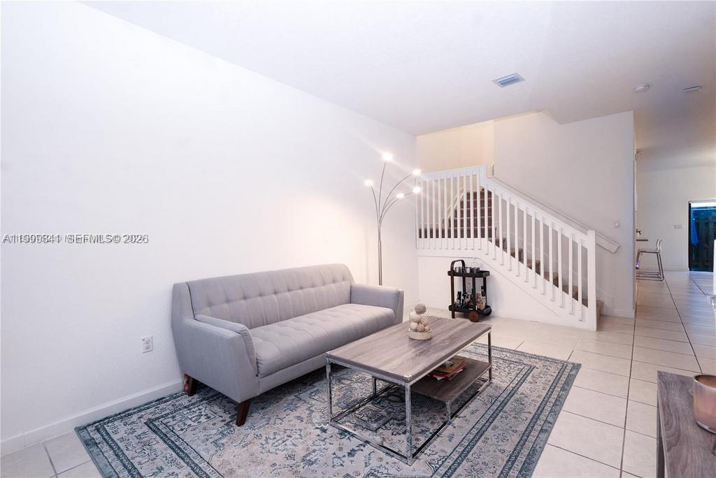 186 Sw 185th Ter Property Photo 4