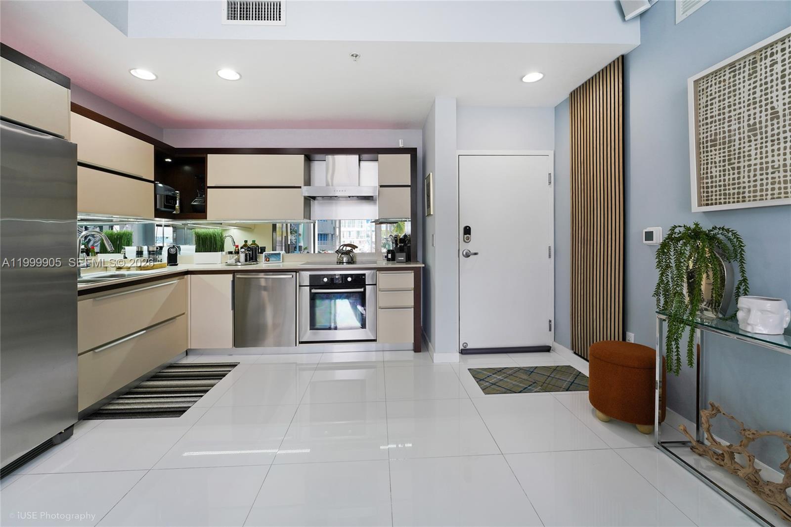 2100 Park Ave 210 Property Photo 10