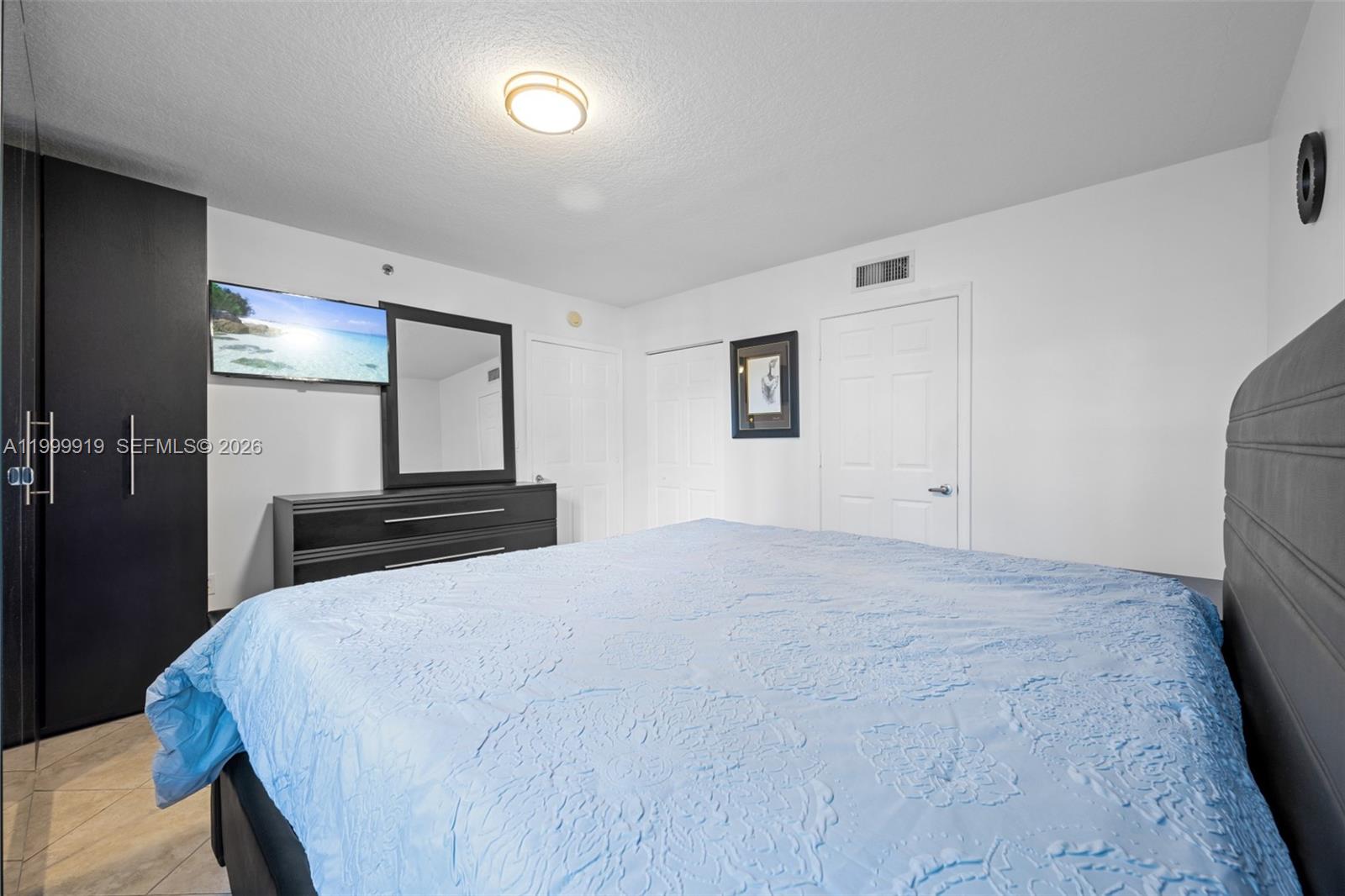 8888 Collins Ave 105 Property Photo 6