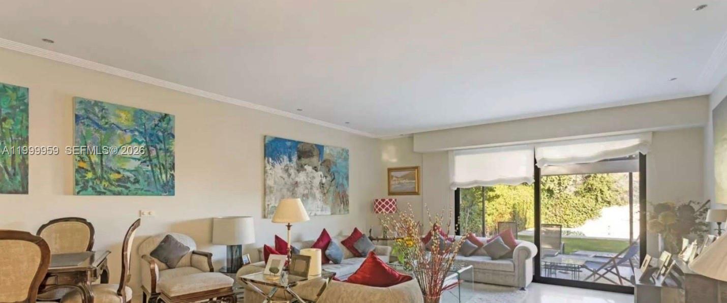 A11999959 Property Photo 4