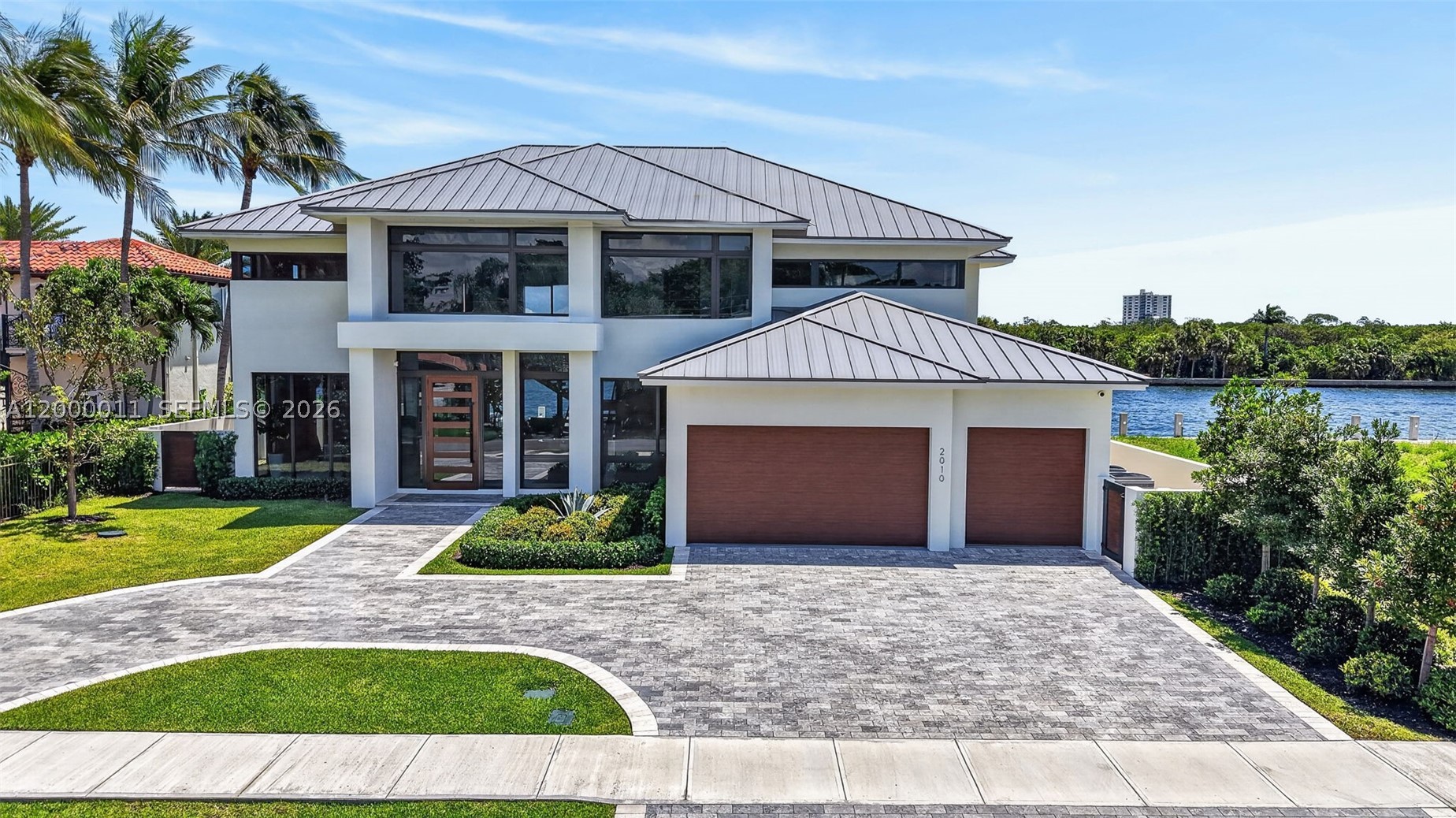 2010 Intracoastal Dr Property Photo 2