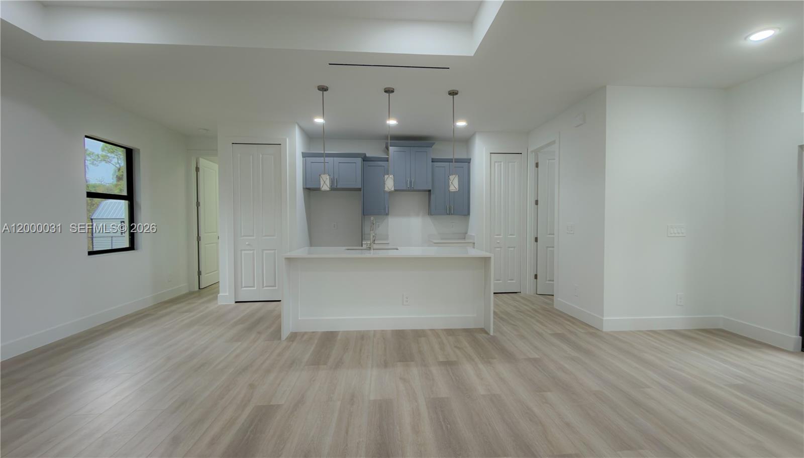 3749 Kilarney St Property Photo 5