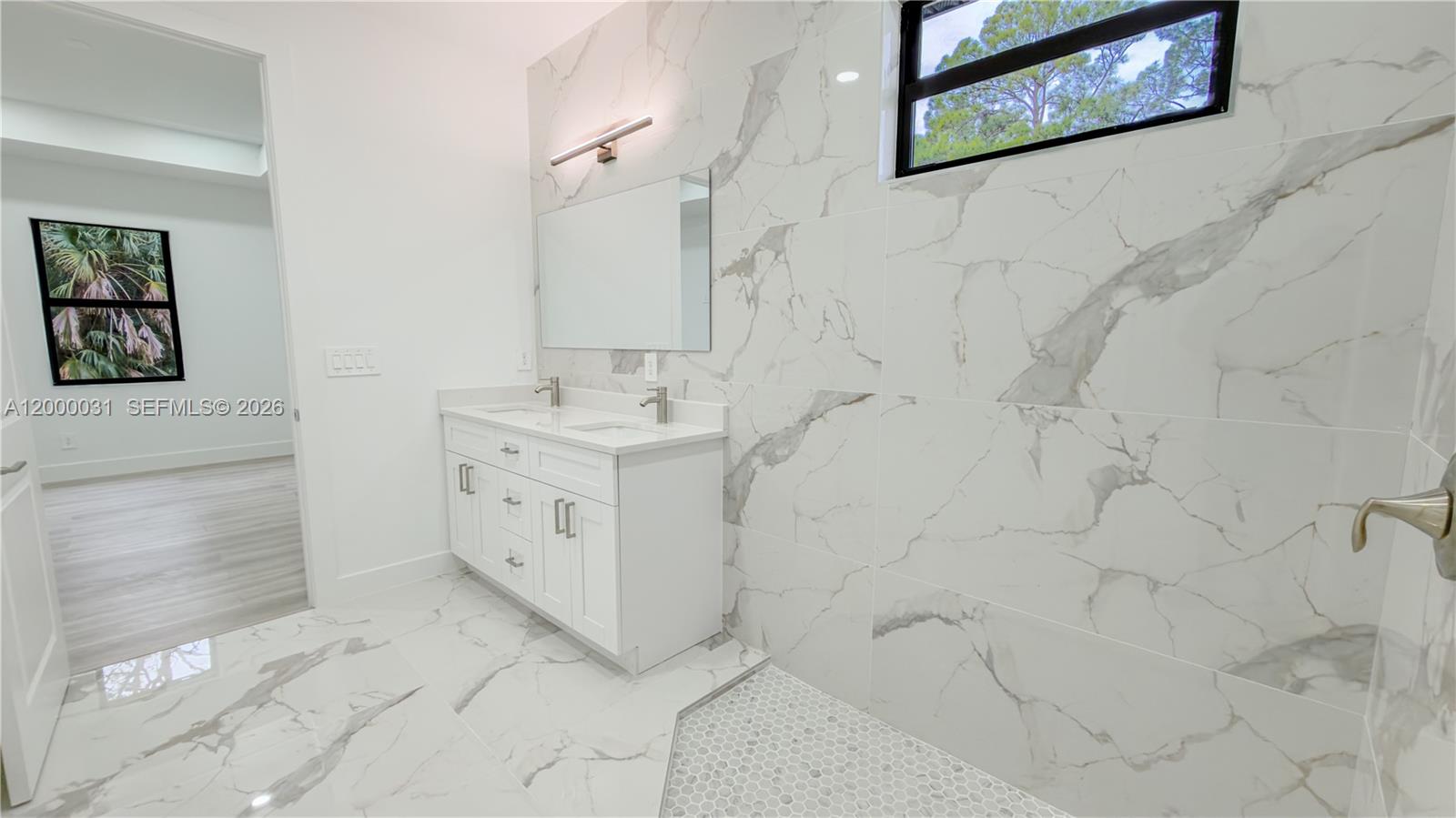 3749 Kilarney St Property Photo 12