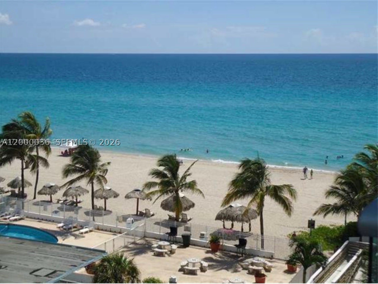 18683 Collins Ave 508 Property Photo 3