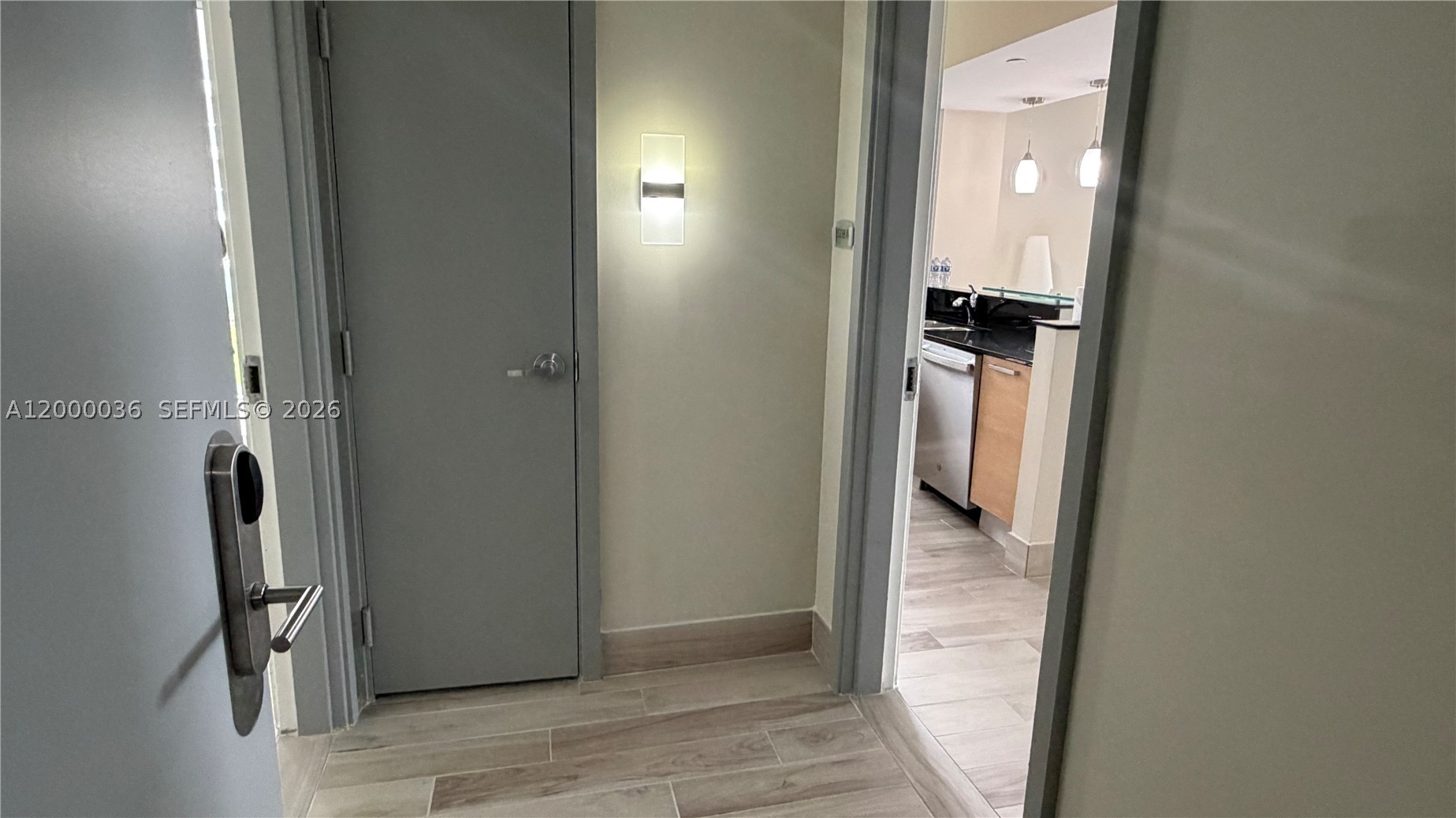 18683 Collins Ave 508 Property Photo 7