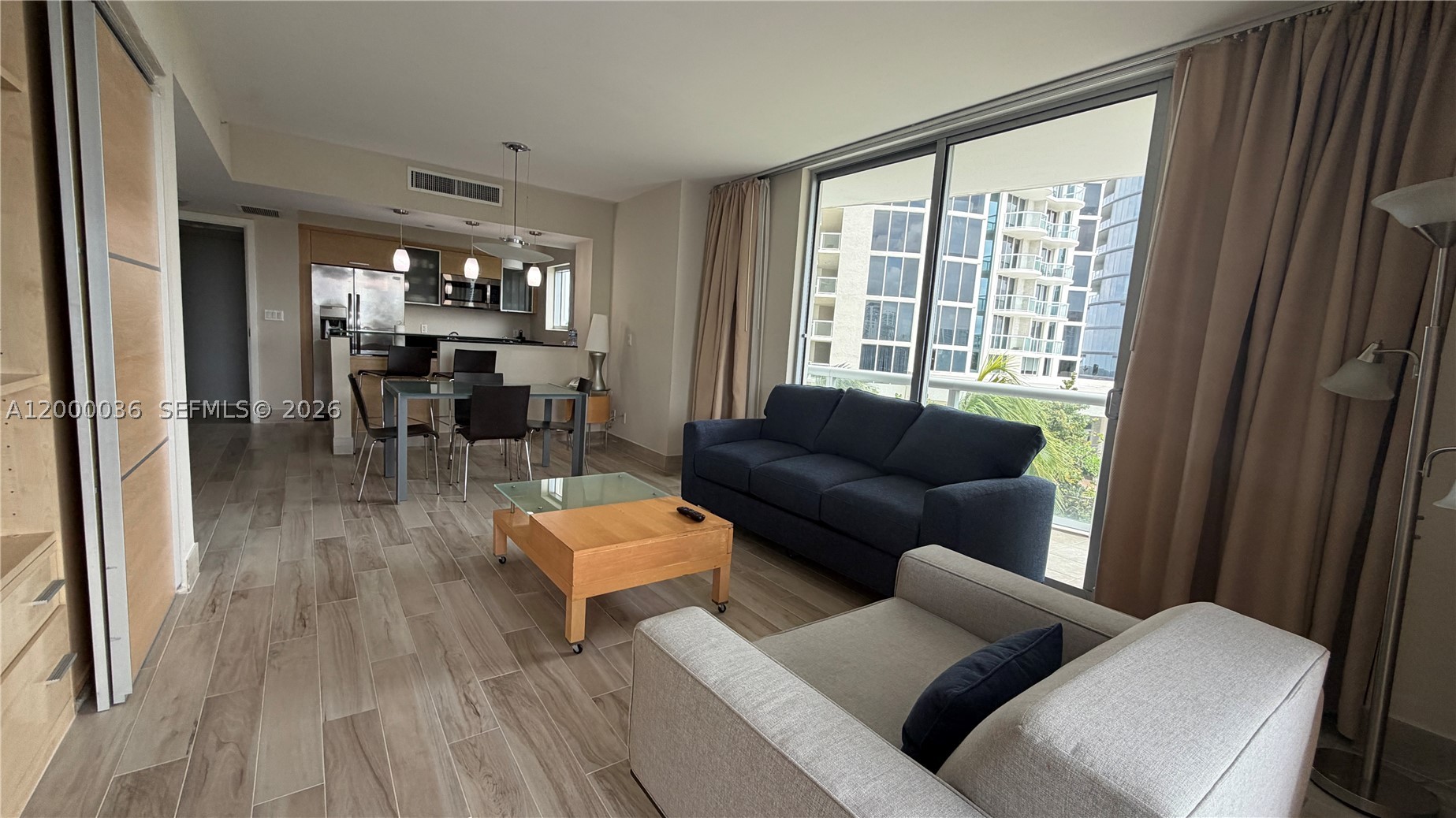 18683 Collins Ave 508 Property Photo 10