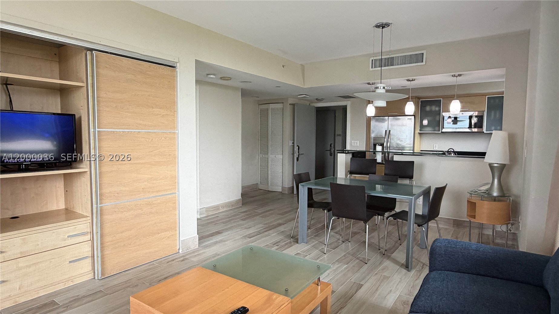 18683 Collins Ave 508 Property Photo 11