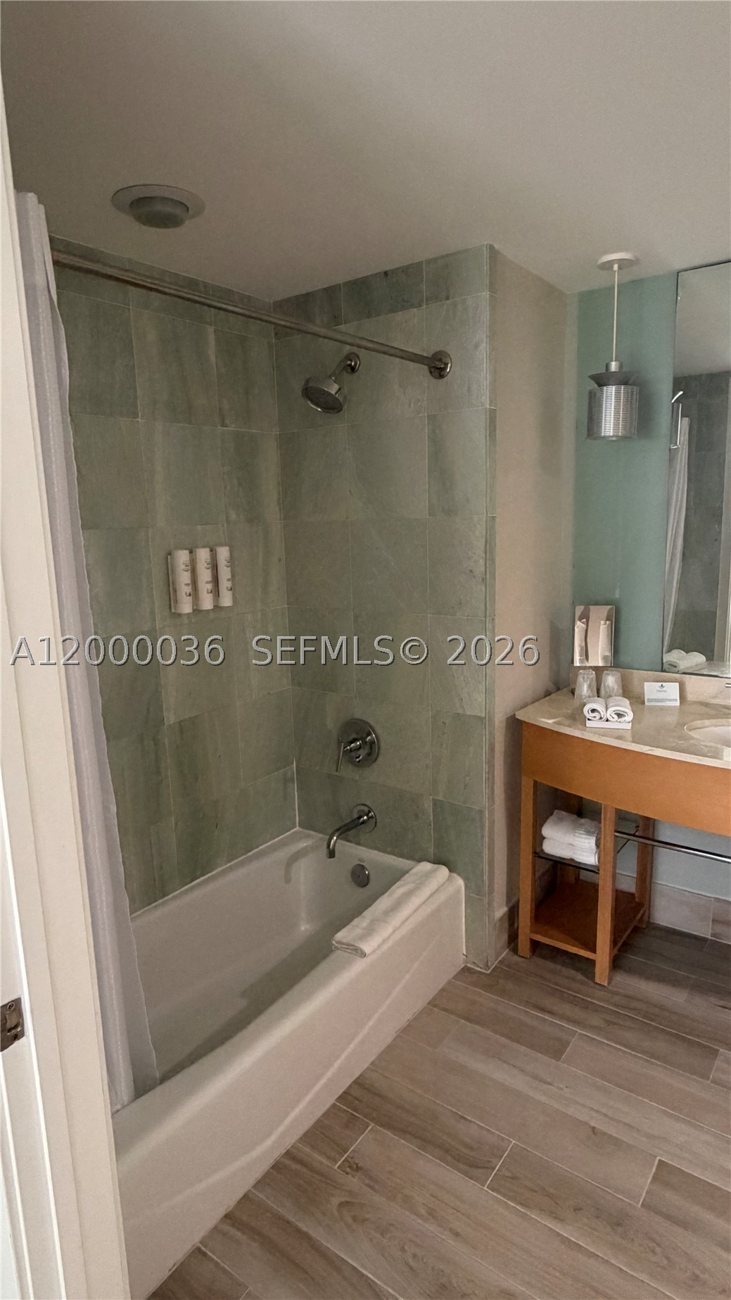 18683 Collins Ave 508 Property Photo 19