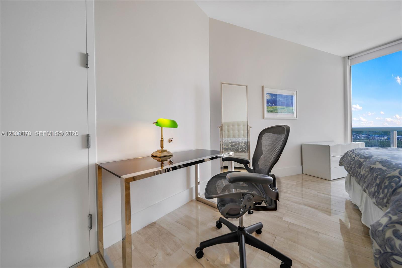 A12000070 Property Photo 19