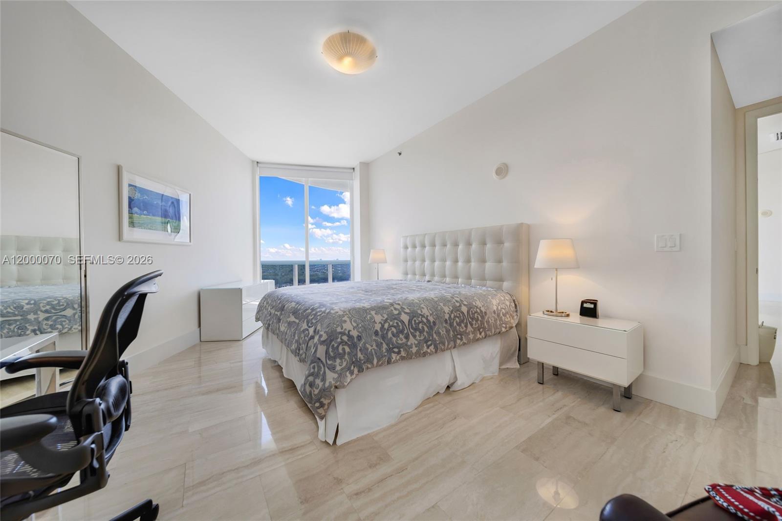 A12000070 Property Photo 20