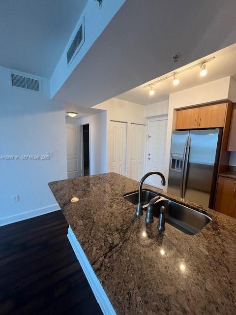 A12000101 Property Photo 8