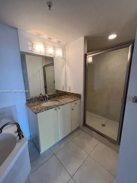 A12000101 Property Photo 24