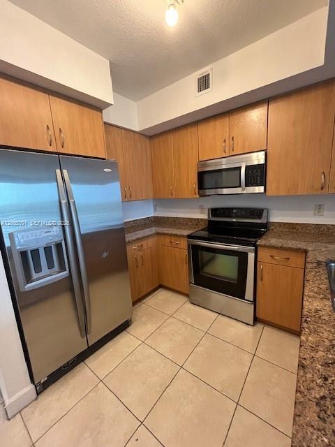 A12000101 Property Photo 32