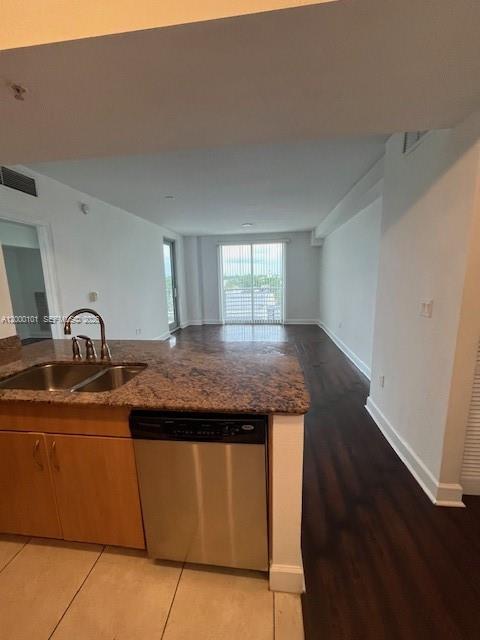 A12000101 Property Photo 49