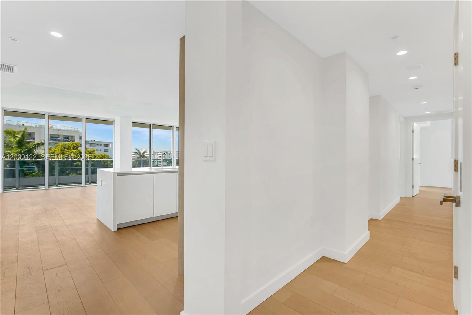 A12000122 Property Photo 42