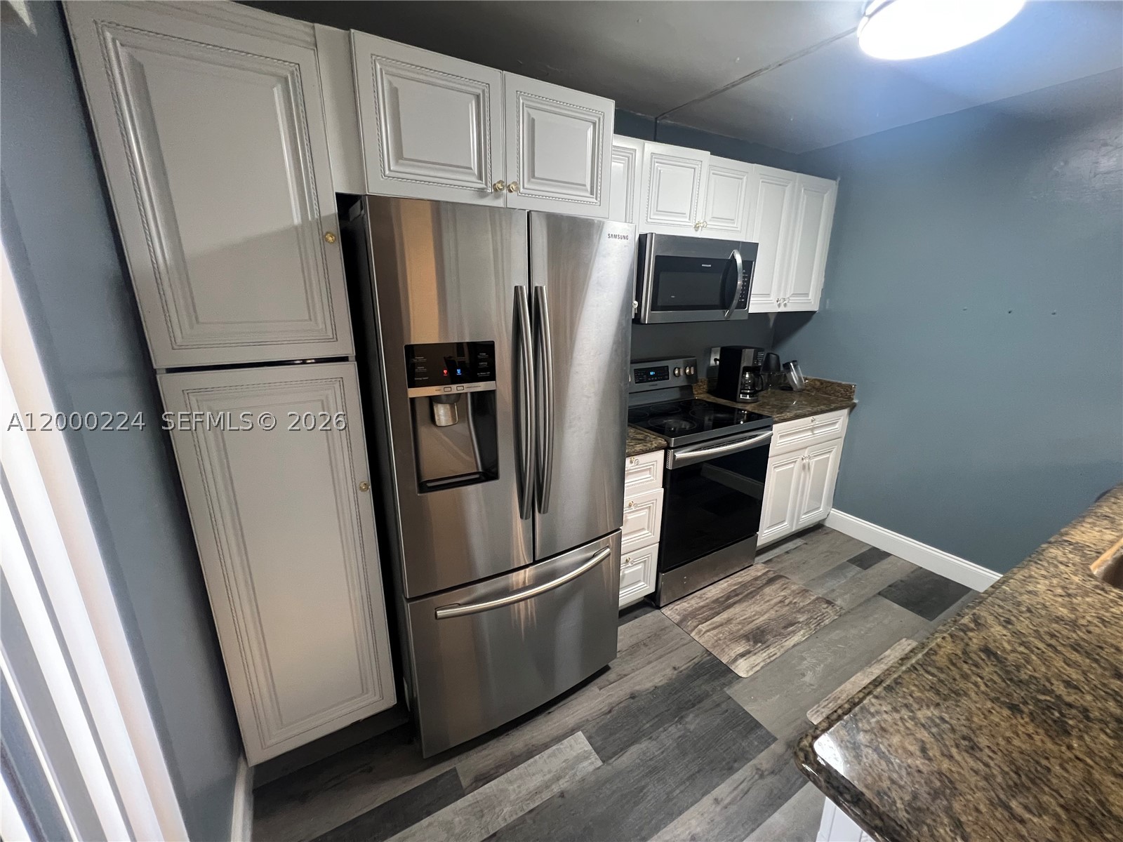 1600 Coral Ave Property Photo 4