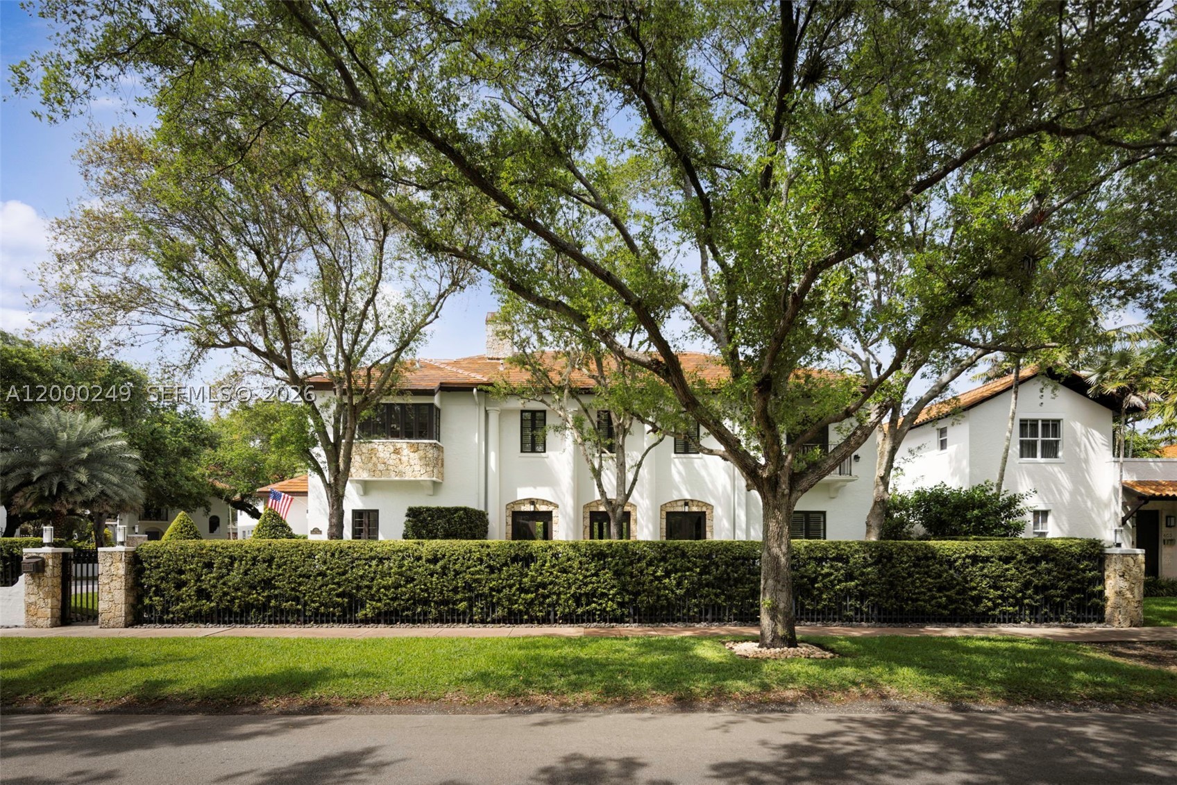 475 Amalfi Ave Property Photo 39