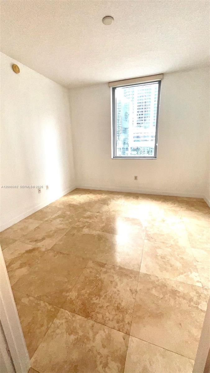 1050 Brickell Av 1408 Property Photo 8