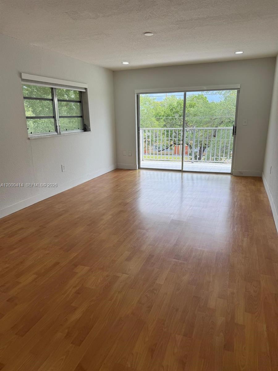 12105 NE 11th Pl 306