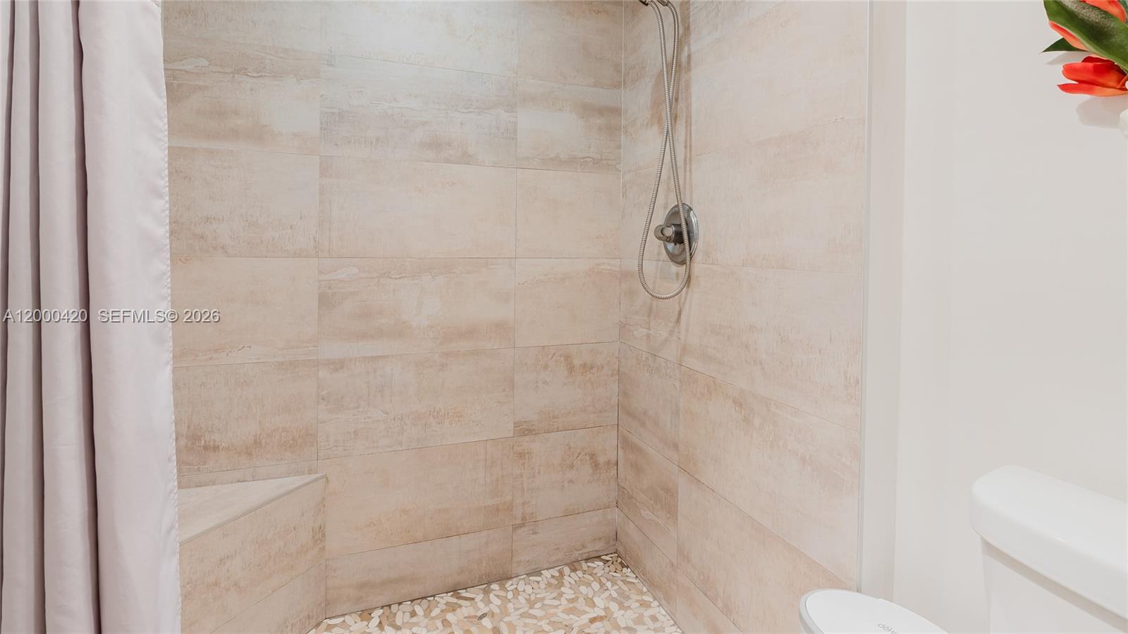 3800 Hillcrest Dr 411 Property Photo 29