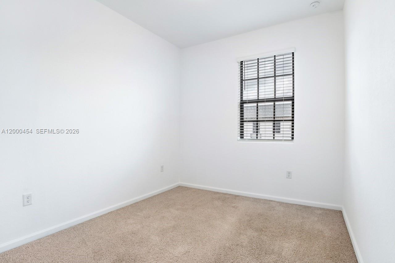 1170 Sw 7th Ct Property Photo 24