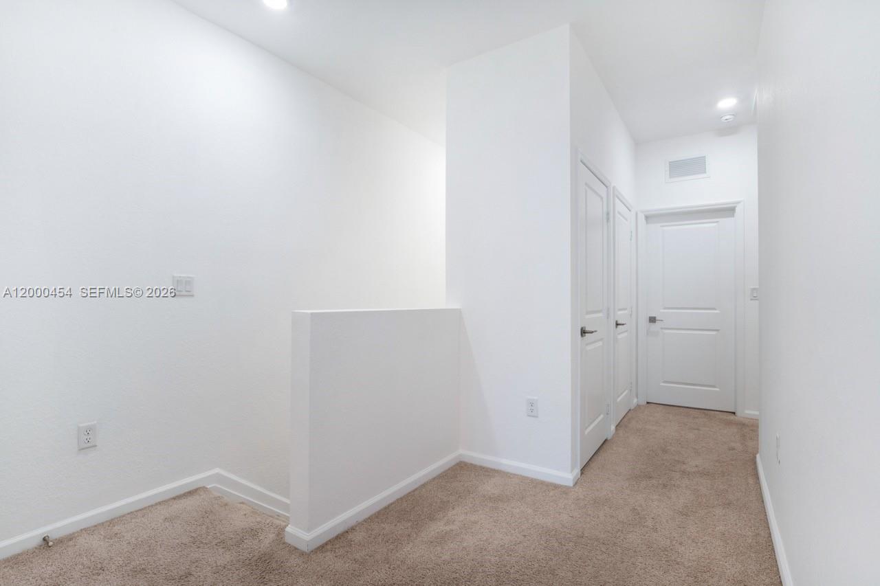 1170 Sw 7th Ct Property Photo 31