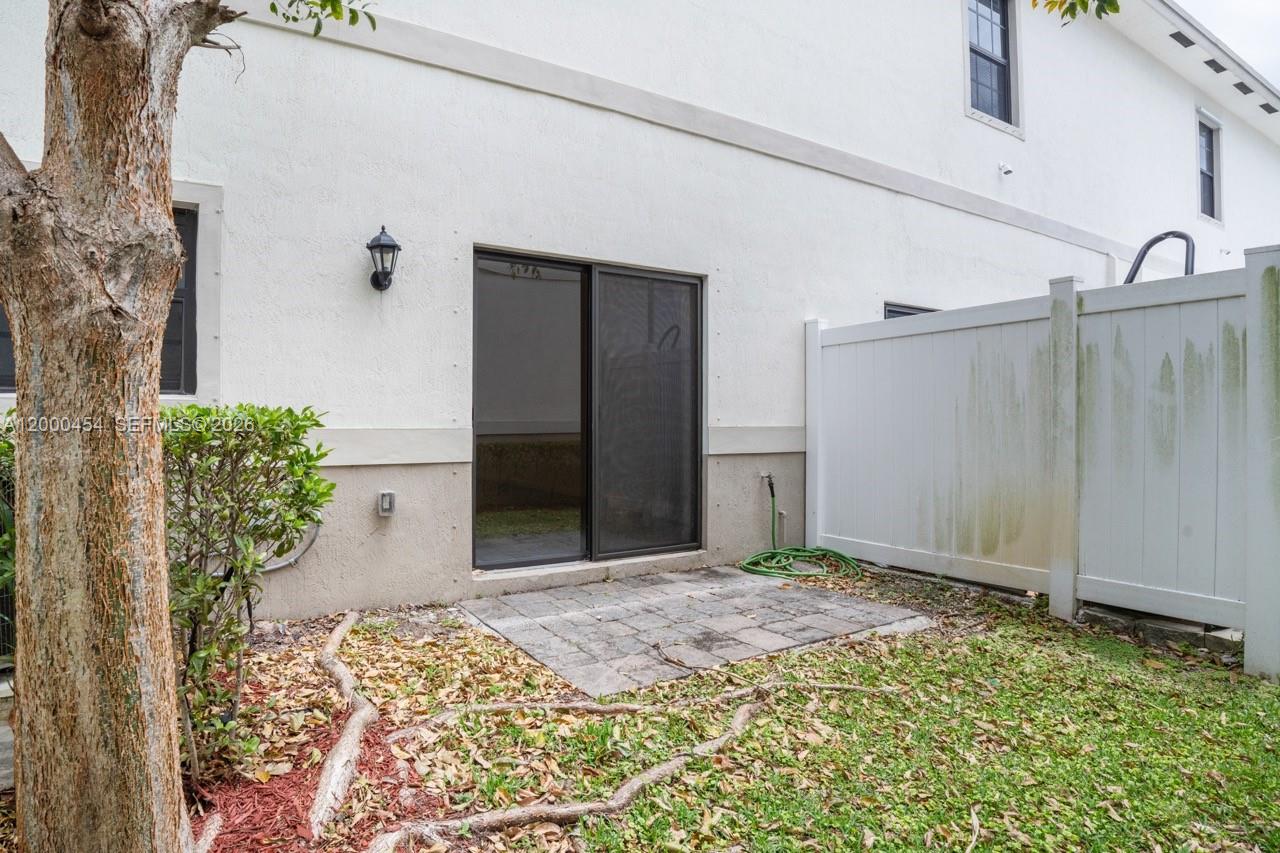 1170 Sw 7th Ct Property Photo 35