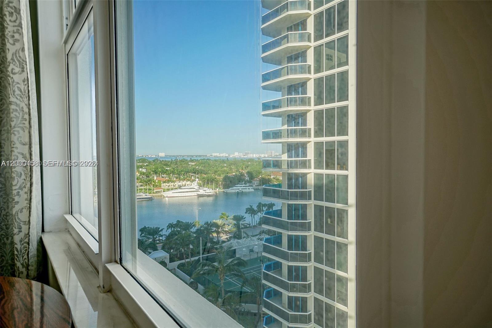 4747 Collins Ave 1108 Property Photo 2