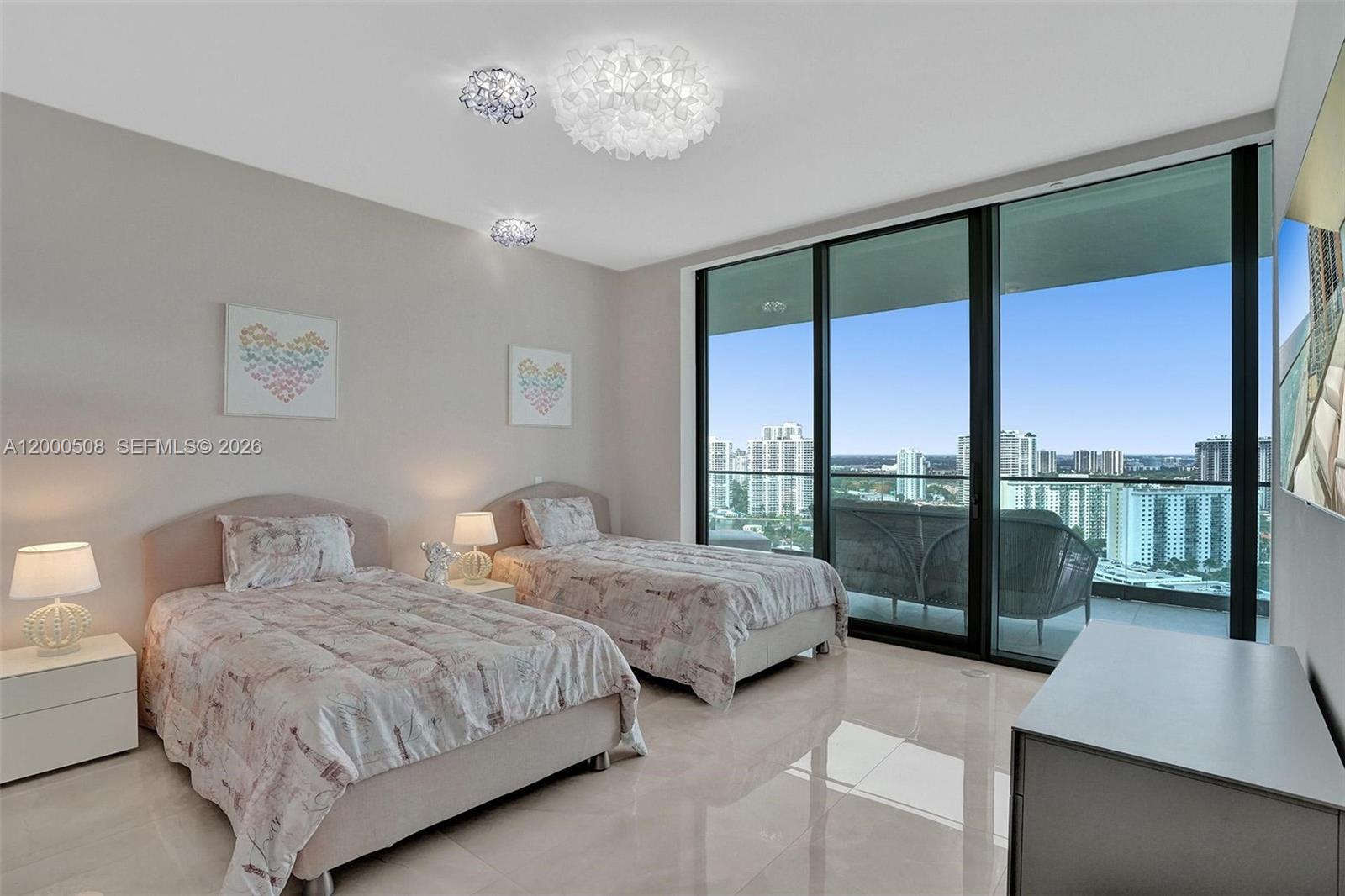 18975 Collins Ave 2001 Property Photo 32