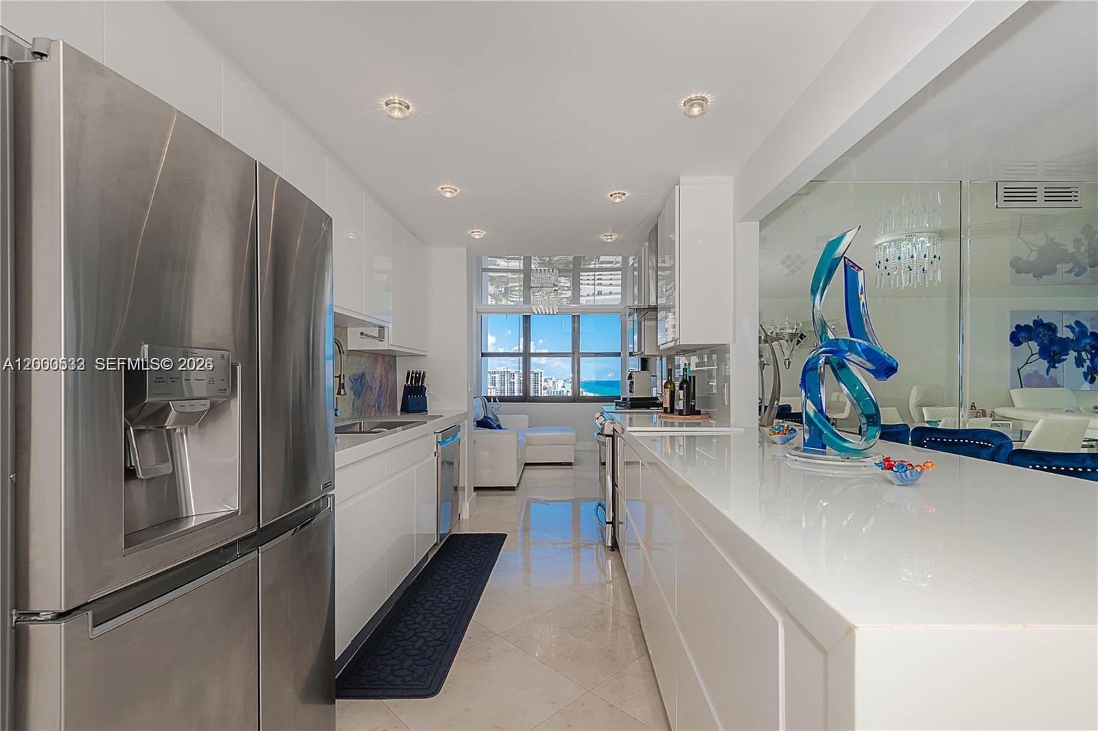 2301 S Ocean Dr 2003 Property Photo 4
