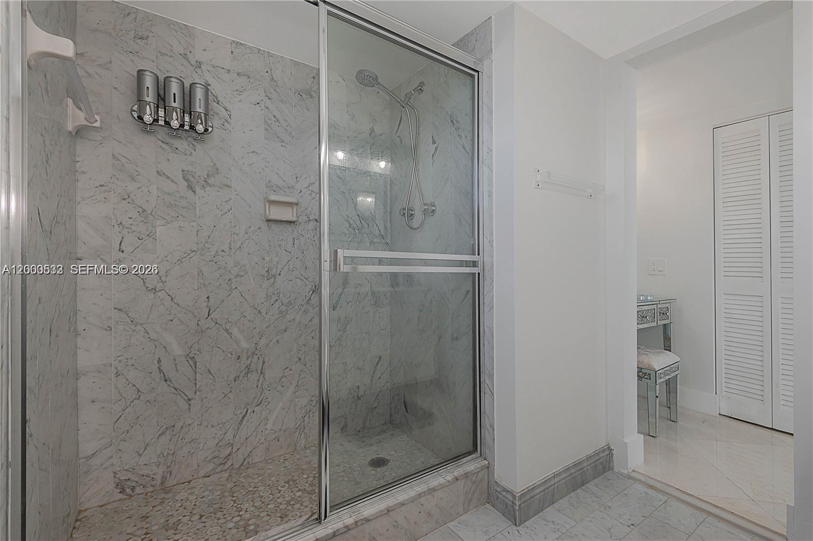 2301 S Ocean Dr 2003 Property Photo 20
