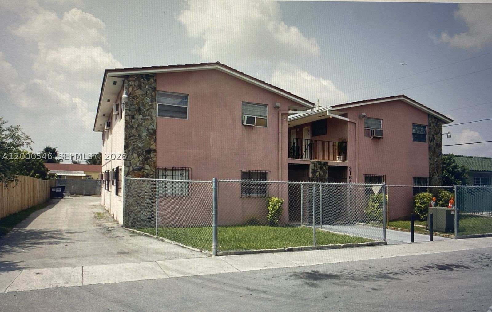 2168 Nw 34th St 2 Property Photo 2