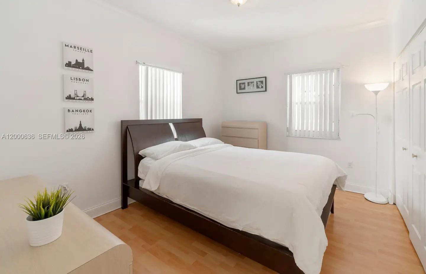 2615 Collins Ave 37 Property Photo 7