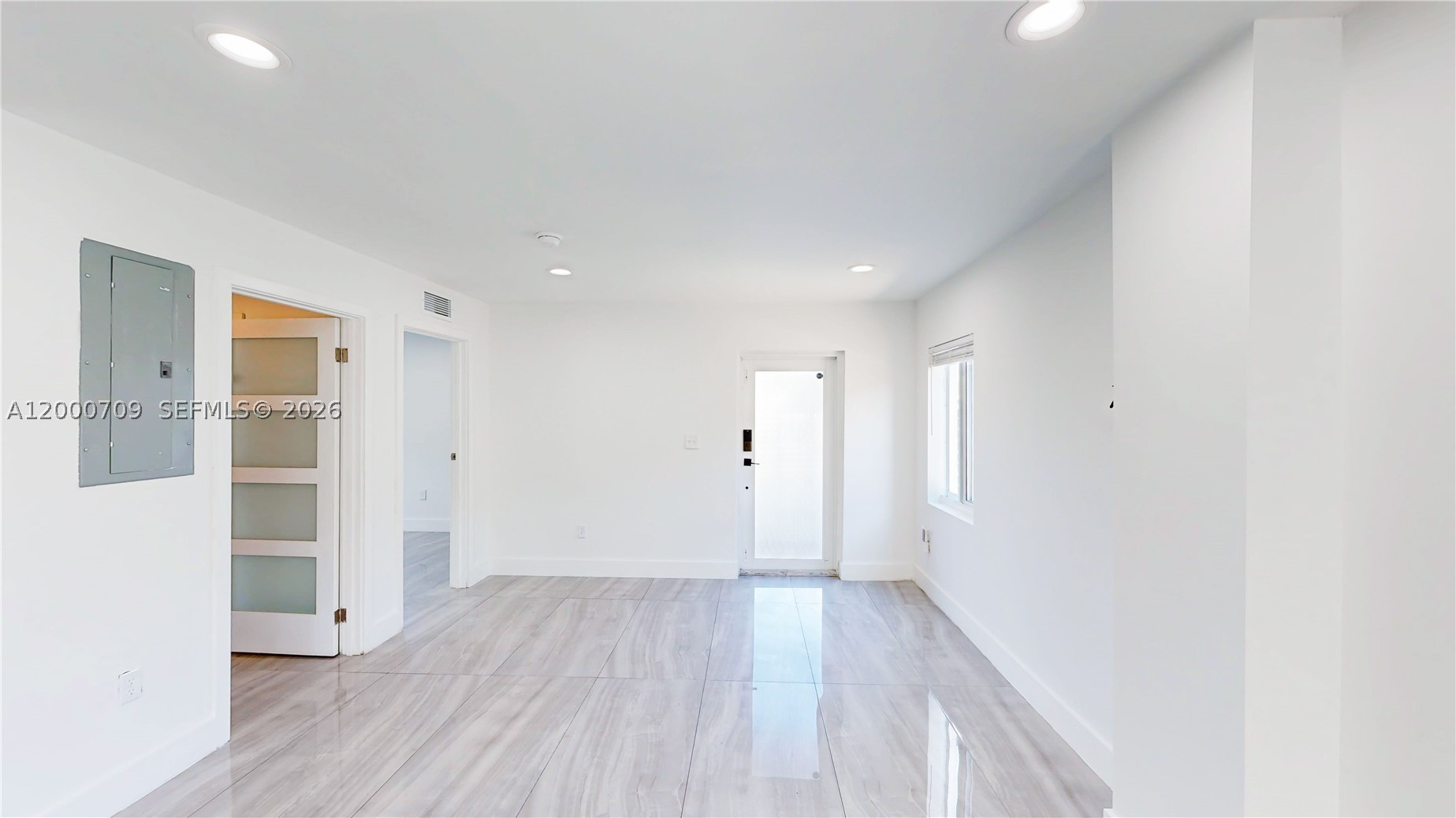 1886 Nw 68th St Property Photo 16