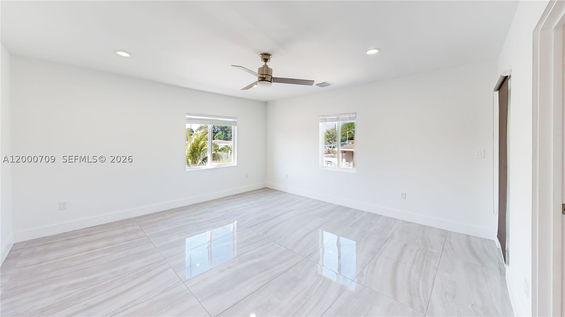 1886 Nw 68th St Property Photo 23