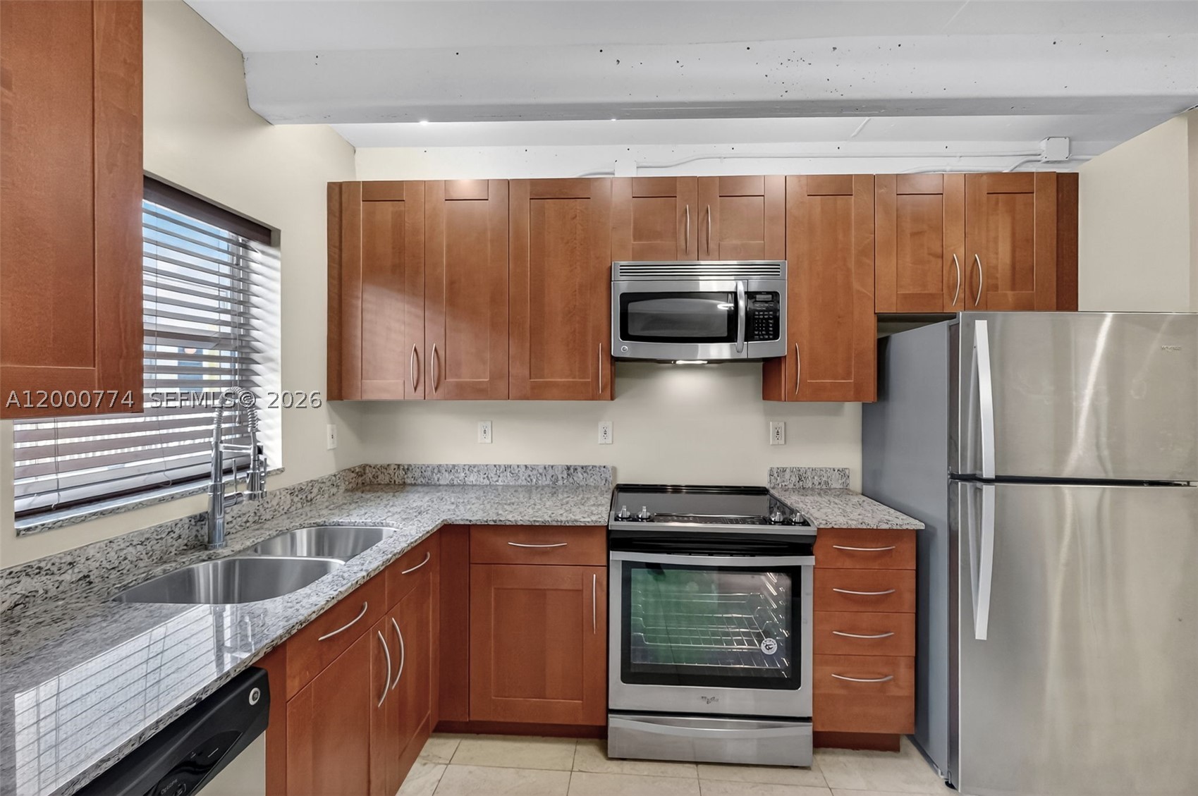 1519 Drexel Ave 201 + Den Property Photo 9
