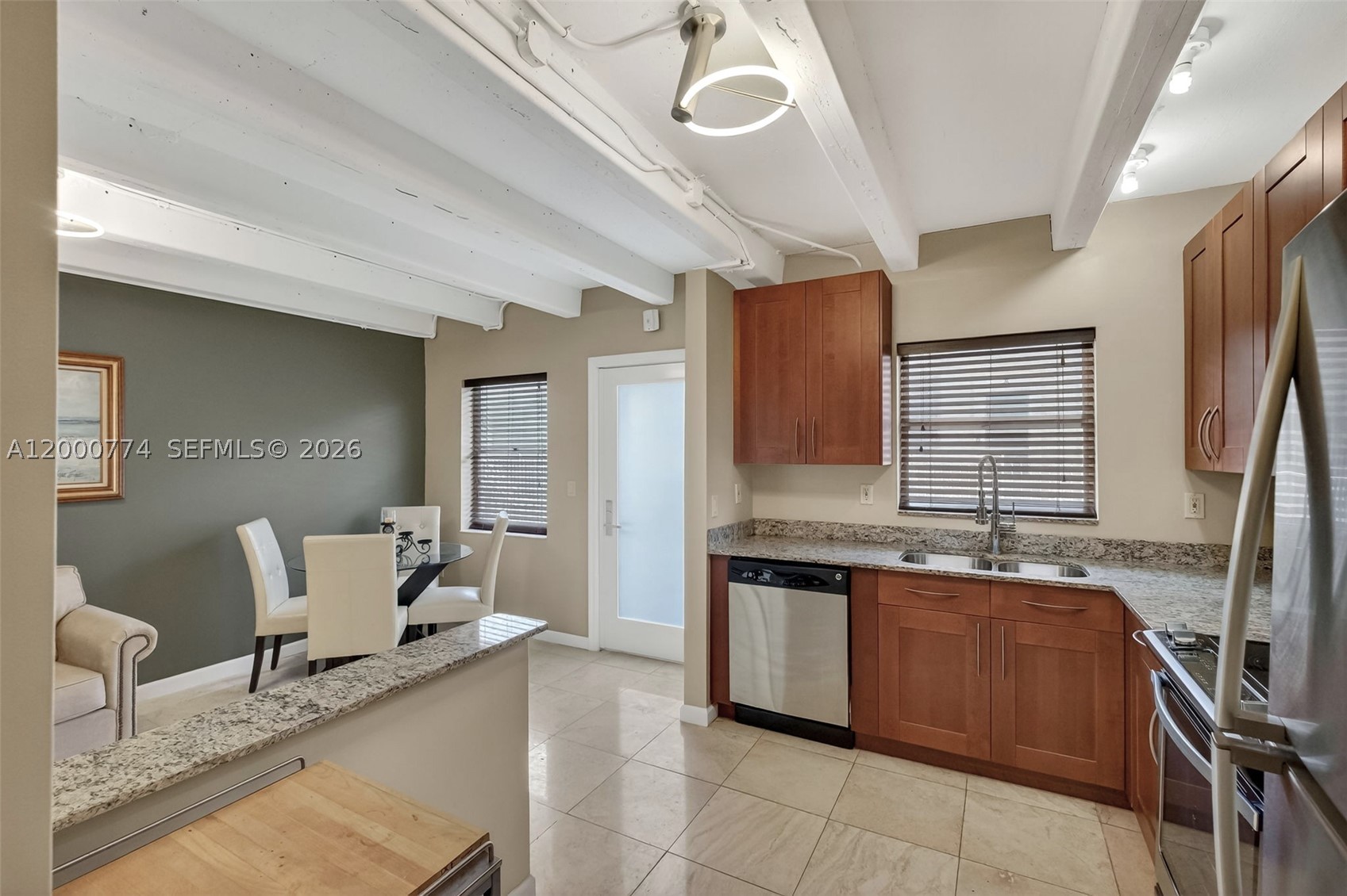 1519 Drexel Ave 201 + Den Property Photo 40