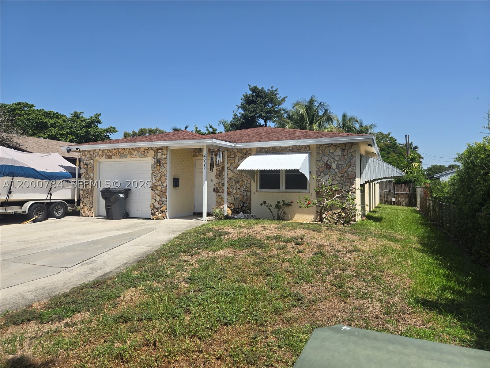 2635 Taylor St Property Photo 3