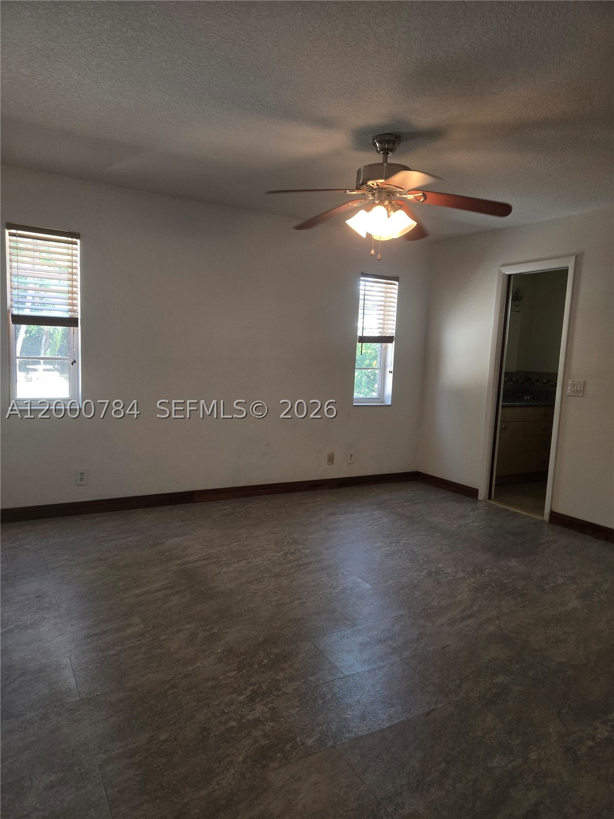 2635 Taylor St Property Photo 9