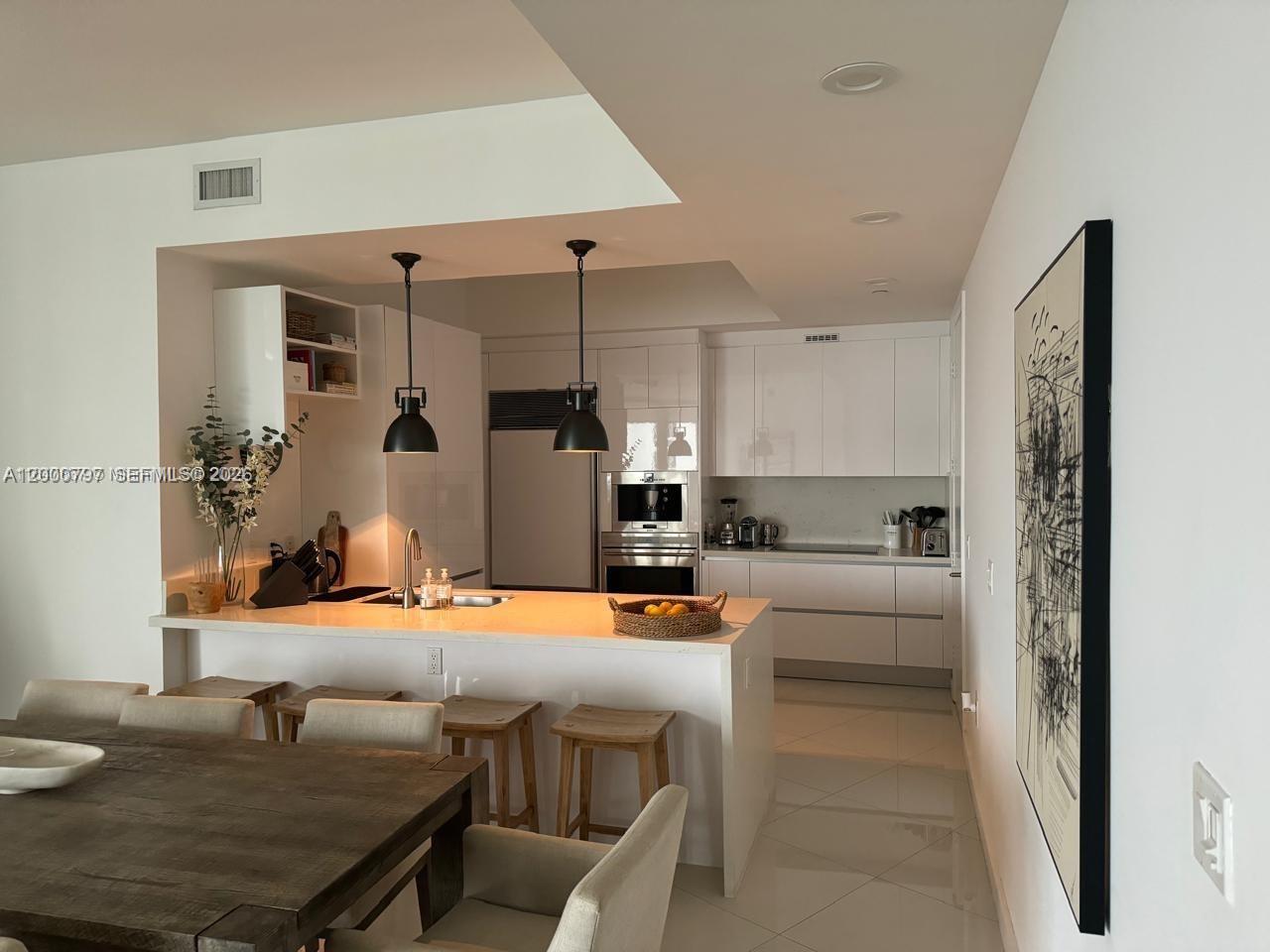 15811 Collins Ave 803 Property Photo 8